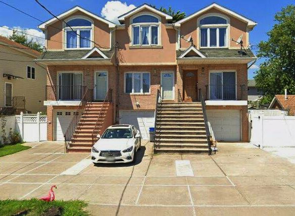 983-985-987 Olympia Boulevard multifamily — Staten Island, NY